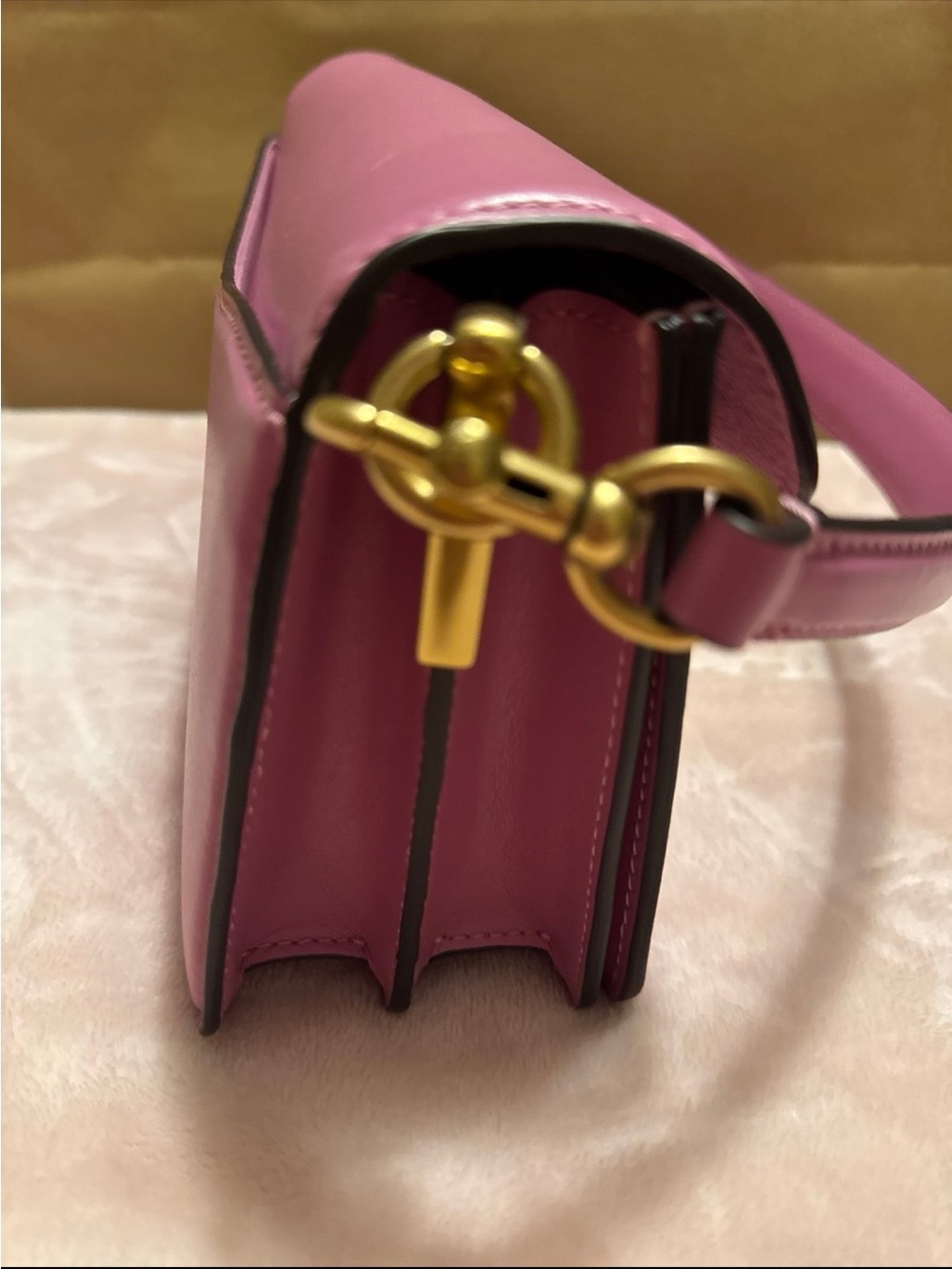 COACH
Fuchsia Tabby Shoulder Bag 20 - Picture 11 of 16